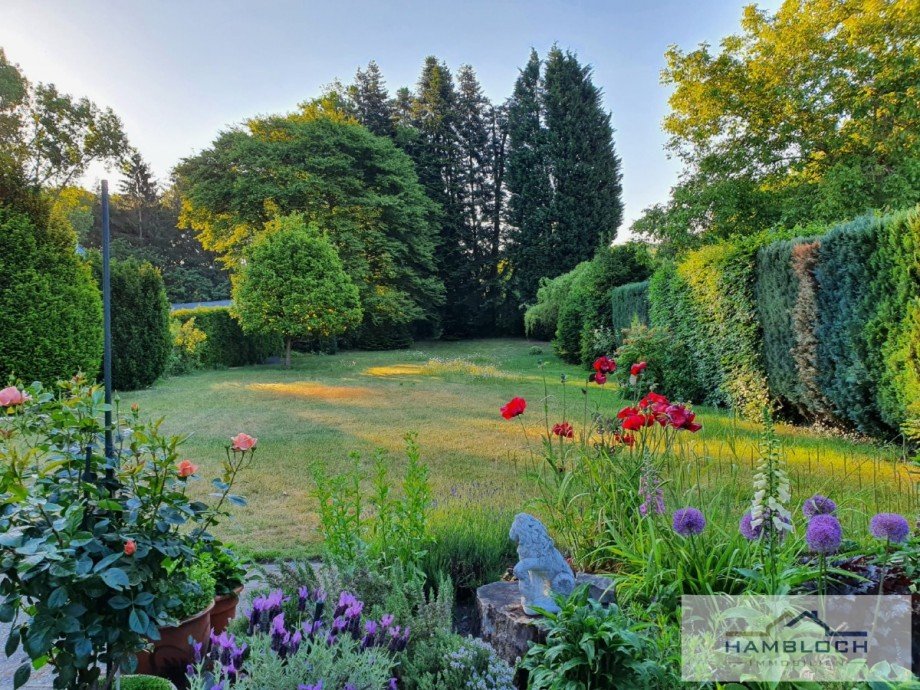 Grundst�cksansicht von vorne Wohngrundst�ck Bergisch Gladbach