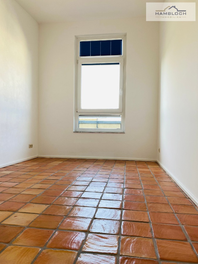 Kinderzimmer/Arbeitszimmer Terrassenwohnung K�ln
